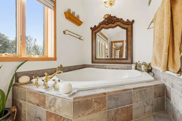 $750,000 | 7594 Leahs Way, Browns Valley, CA 95918