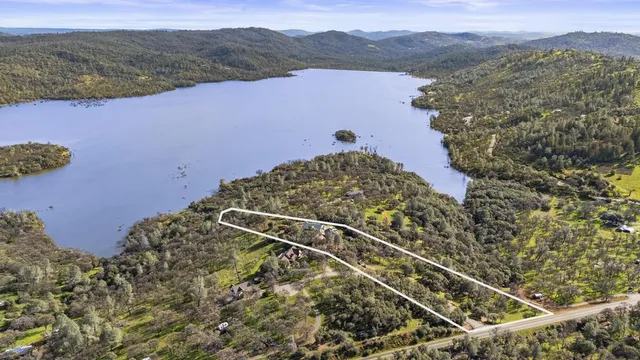 $750,000 | 7594 Leahs Way, Browns Valley, CA 95918