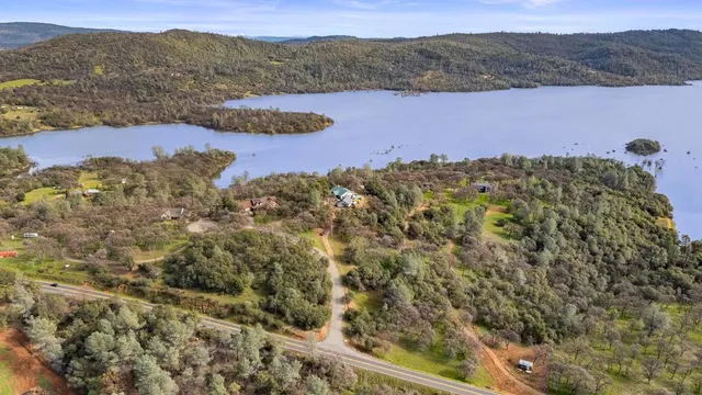 $750,000 | 7594 Leahs Way, Browns Valley, CA 95918
