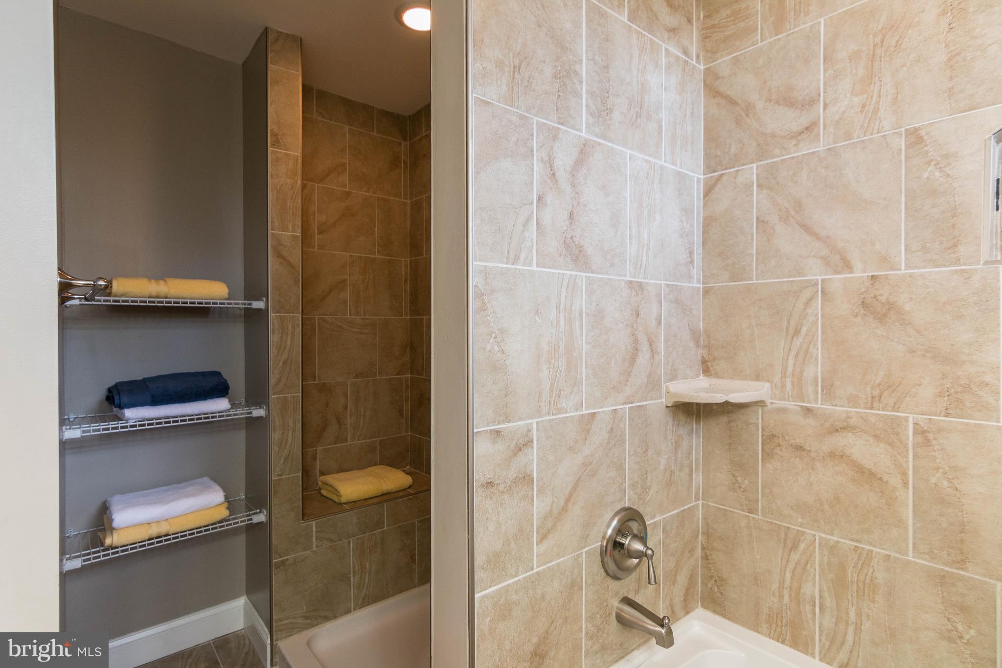 4011 Barrington Road Baltimore, MD 21207 - Photo 19 of 30 Bath (Master)