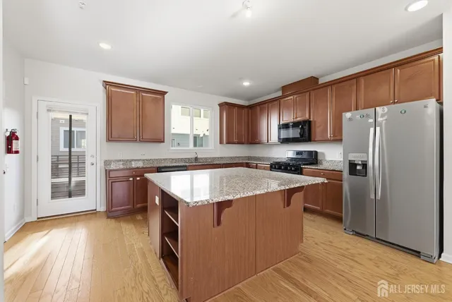 $3,700 | 38 Bond Street, North Brunswick, NJ 08902