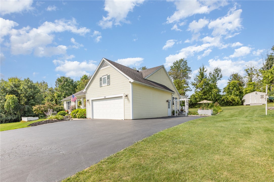 7988 Baptist Hill Road Bloomfield, NY 14469 - Photo 34 of 37