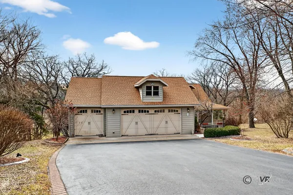 $649,900 | 11A83 Fairway Drive, Apple Canyon Lake, IL 61001