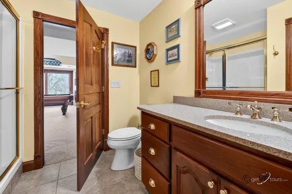 $649,900 | 11A83 Fairway Drive, Apple Canyon Lake, IL 61001