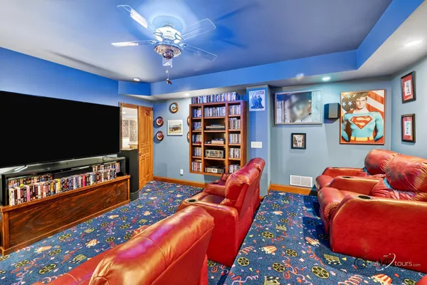 $649,900 | 11A83 Fairway Drive, Apple Canyon Lake, IL 61001