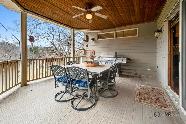 $649,900 | 11A83 Fairway Drive, Apple Canyon Lake, IL 61001