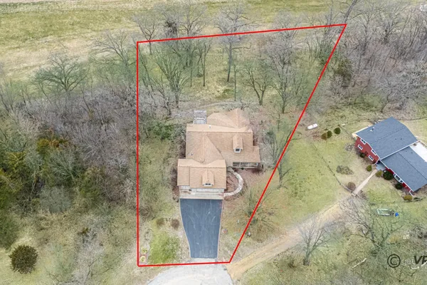 $649,900 | 11A83 Fairway Drive, Apple Canyon Lake, IL 61001