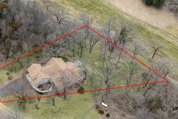 $649,900 | 11A83 Fairway Drive, Apple Canyon Lake, IL 61001