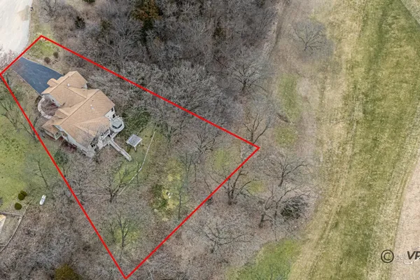 $649,900 | 11A83 Fairway Drive, Apple Canyon Lake, IL 61001