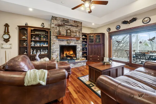 $649,900 | 11A83 Fairway Drive, Apple Canyon Lake, IL 61001