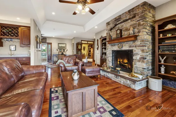 $649,900 | 11A83 Fairway Drive, Apple Canyon Lake, IL 61001