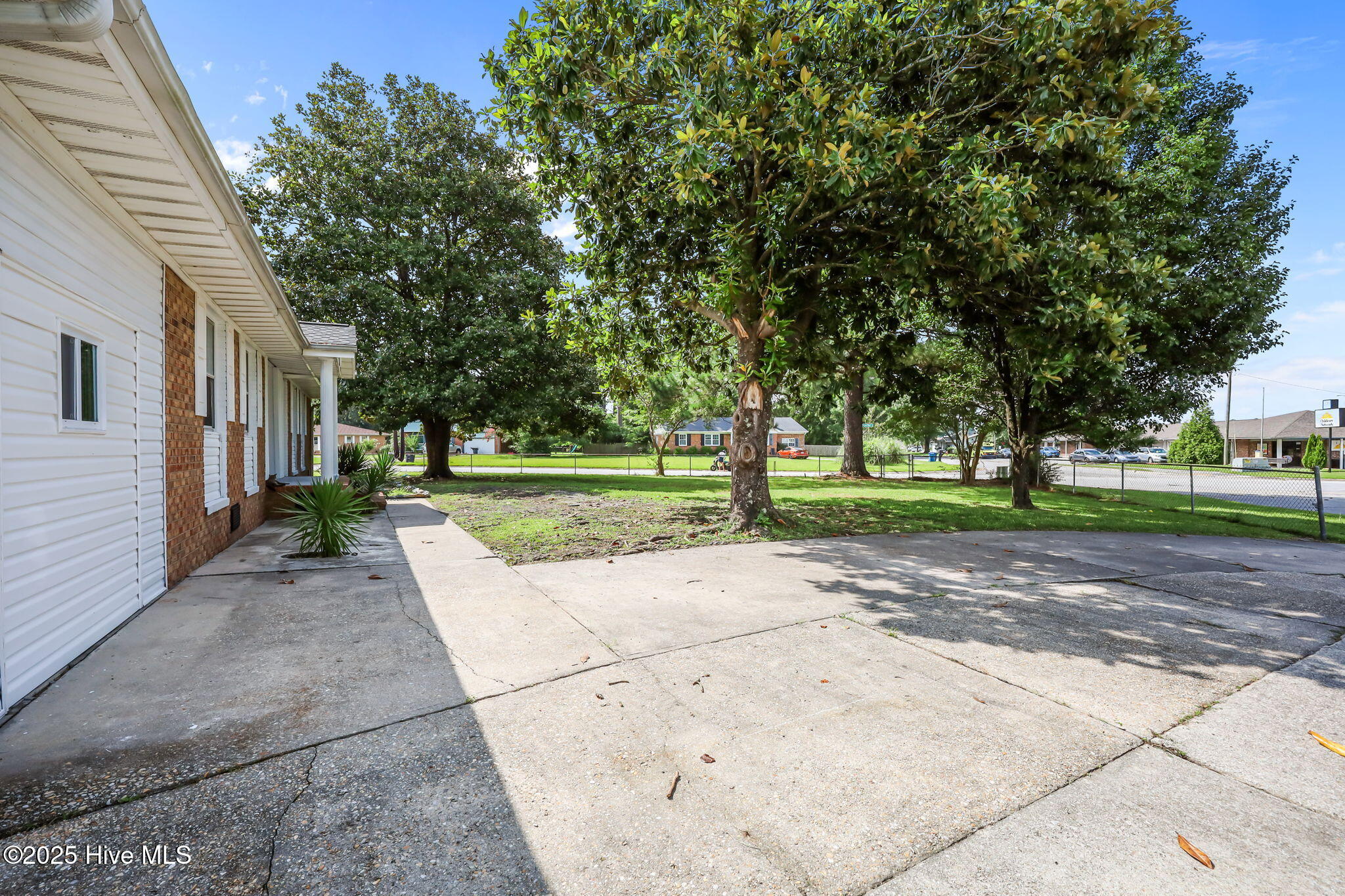 400 Winchester Road Jacksonville, NC 28546 - Photo 48 of 48 52-web-or-mls-400 Winchester Rd 108