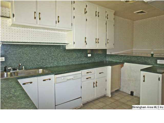 115 Red Oak Road Birmingham, AL 35206 - Photo 11 of 32