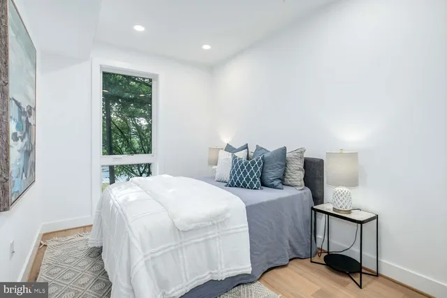 $1,300 | 2601 30th Street Northeast, Unit 2, Washington, DC 20018