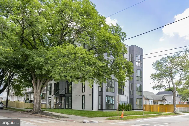 $1,300 | 2601 30th Street Northeast, Unit 2, Washington, DC 20018