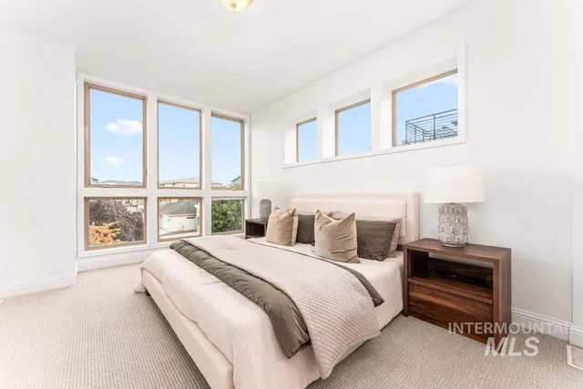 $685,000 | 424 East Thurman Mill Street, Garden City, ID 83714