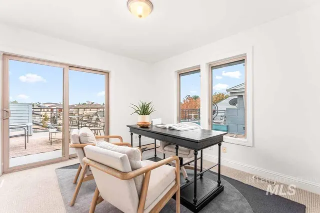 $685,000 | 424 East Thurman Mill Street, Garden City, ID 83714