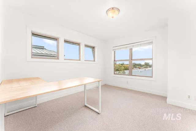 $685,000 | 424 East Thurman Mill Street, Garden City, ID 83714