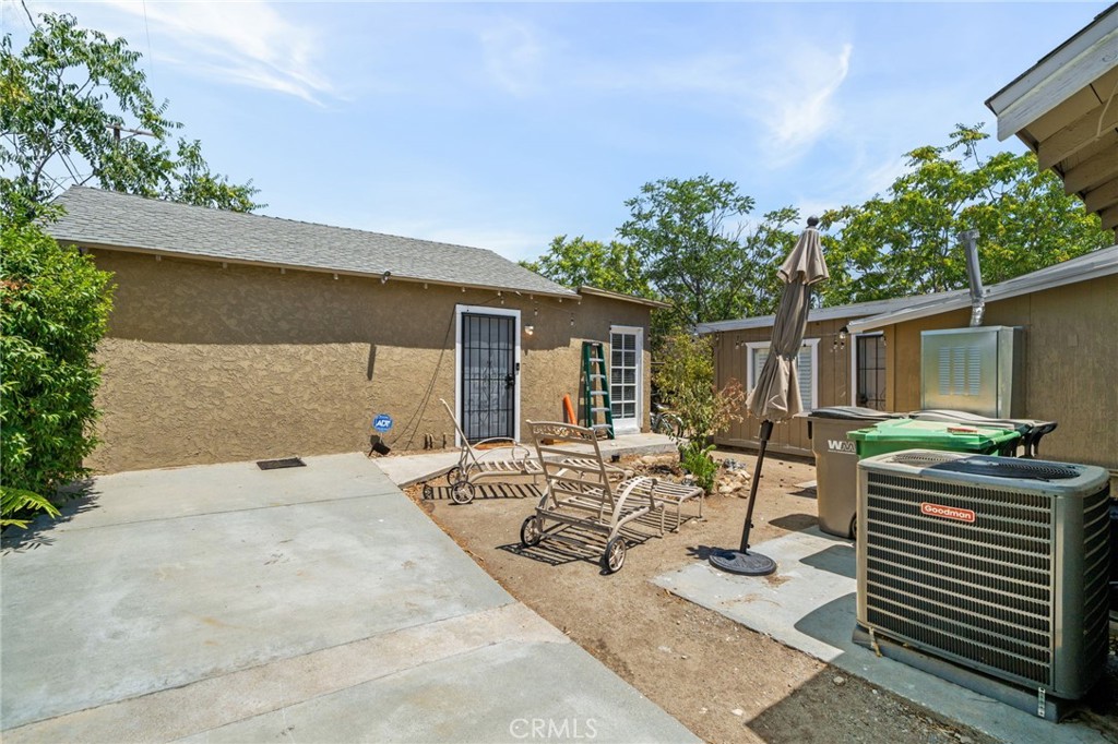 957 East George Street Banning, CA 92220 - Photo 41 of 44