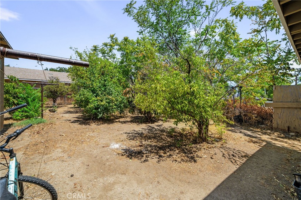 957 East George Street Banning, CA 92220 - Photo 43 of 44