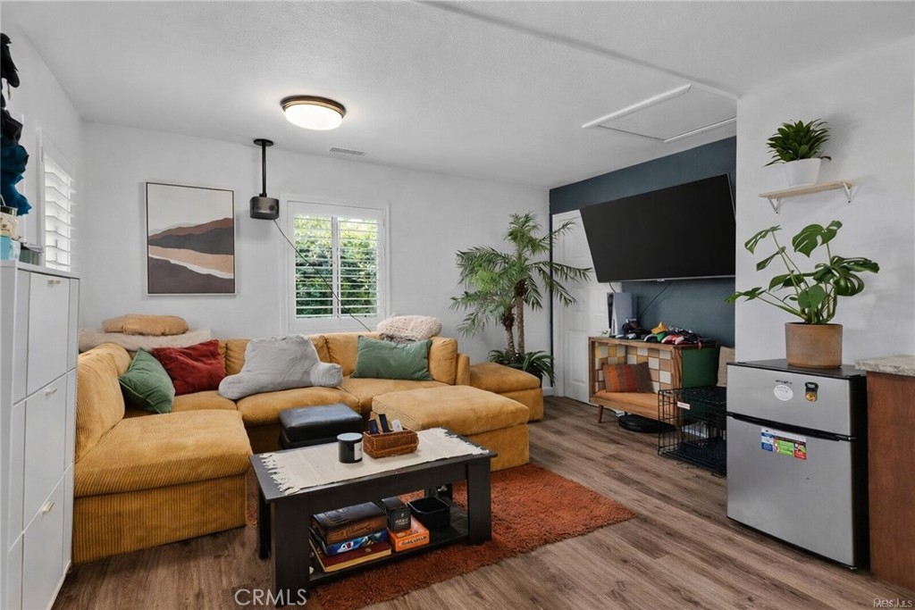 957 East George Street Banning, CA 92220 - Photo 6 of 44 Virtually enhanced to show new flooring.