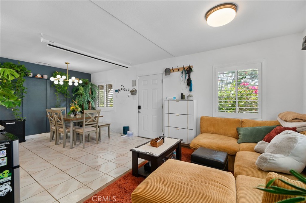 957 East George Street Banning, CA 92220 - Photo 9 of 44 Shows old tile flooring.