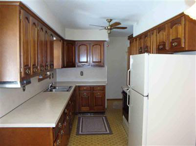 12534 South Linden Road Linden, MI 48451 - Photo 4 of 8 20211887-3.JPG