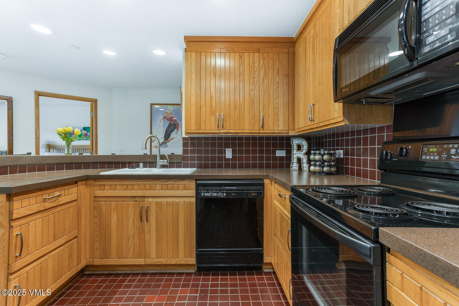 120 Offerson Road, Unit 2320 Beaver Creek, CO 81620 - Photo 14 of 45 KITCHEN