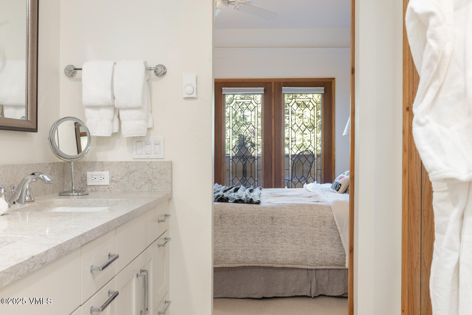 120 Offerson Road, Unit 2320 Beaver Creek, CO 81620 - Photo 20 of 45 EN-SUITE PRIMARY BATH