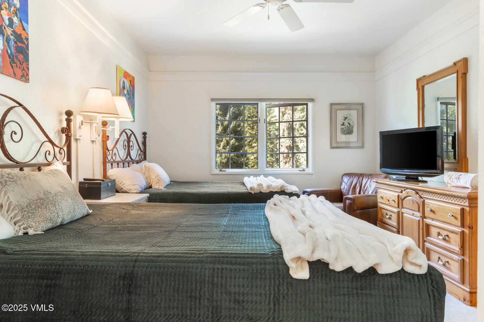 120 Offerson Road, Unit 2320 Beaver Creek, CO 81620 - Photo 22 of 45 LARGE GUEST BEDROOM