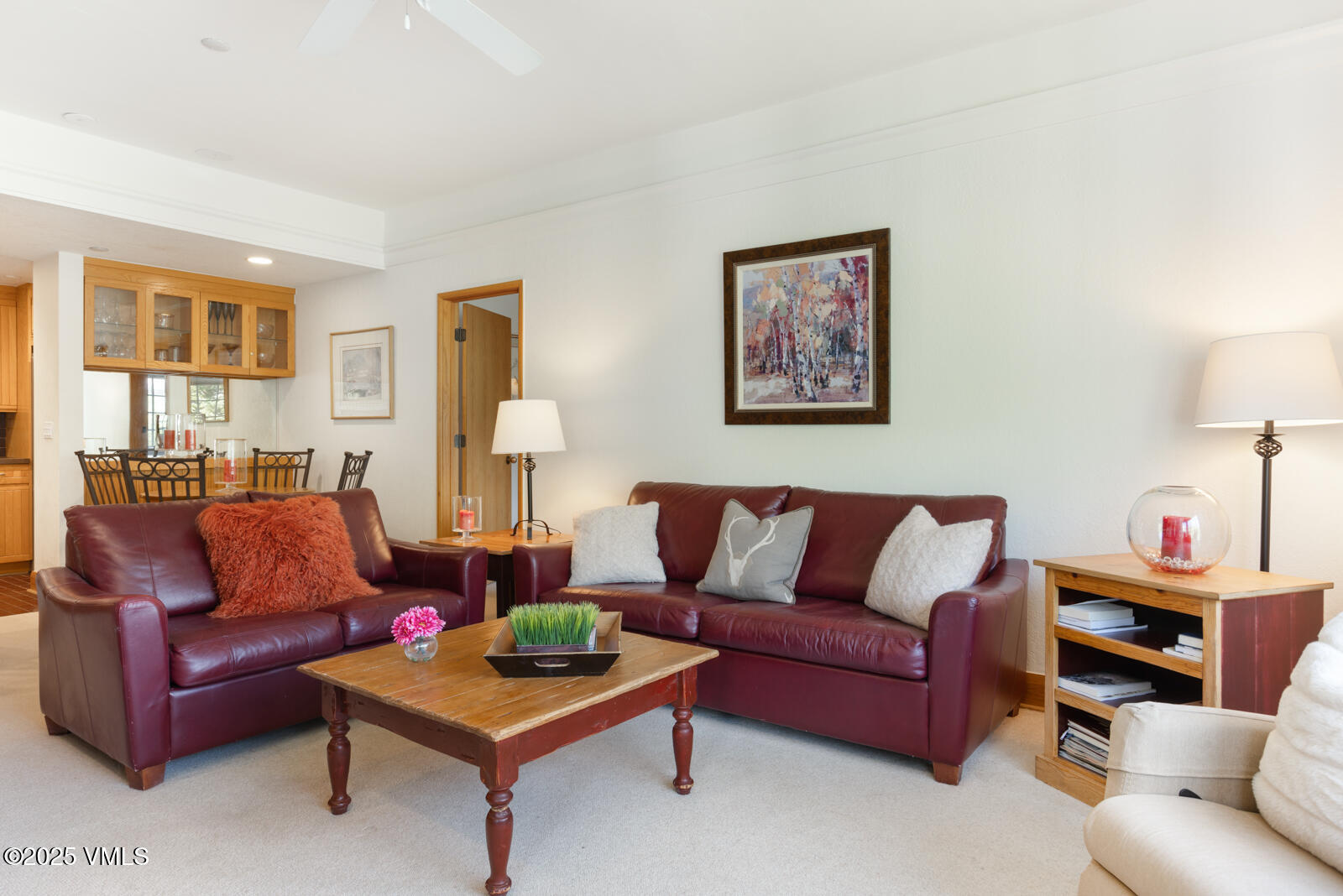 120 Offerson Road, Unit 2320 Beaver Creek, CO 81620 - Photo 5 of 45 LIVING ROOM