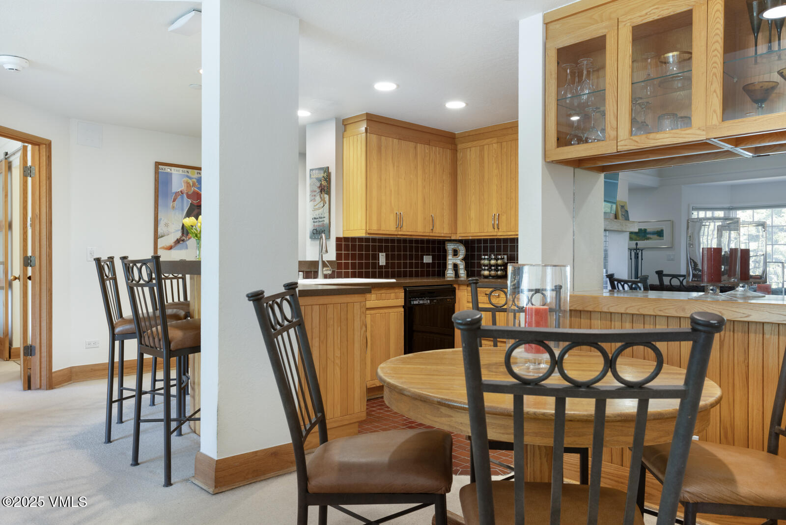 120 Offerson Road, Unit 2320 Beaver Creek, CO 81620 - Photo 9 of 45 DINING AREA