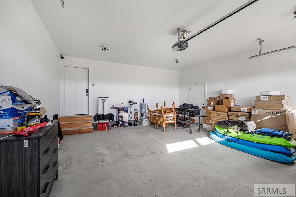 587 Springbrook Lane St. Anthony, ID 83445 - Photo 26 of 43 Garage