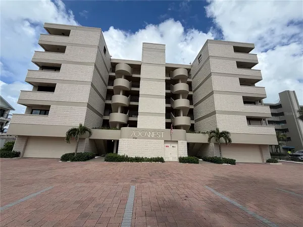 $1,299,900 | 19700 Gulf Boulevard, Unit 202, Indian Shores, FL 33785