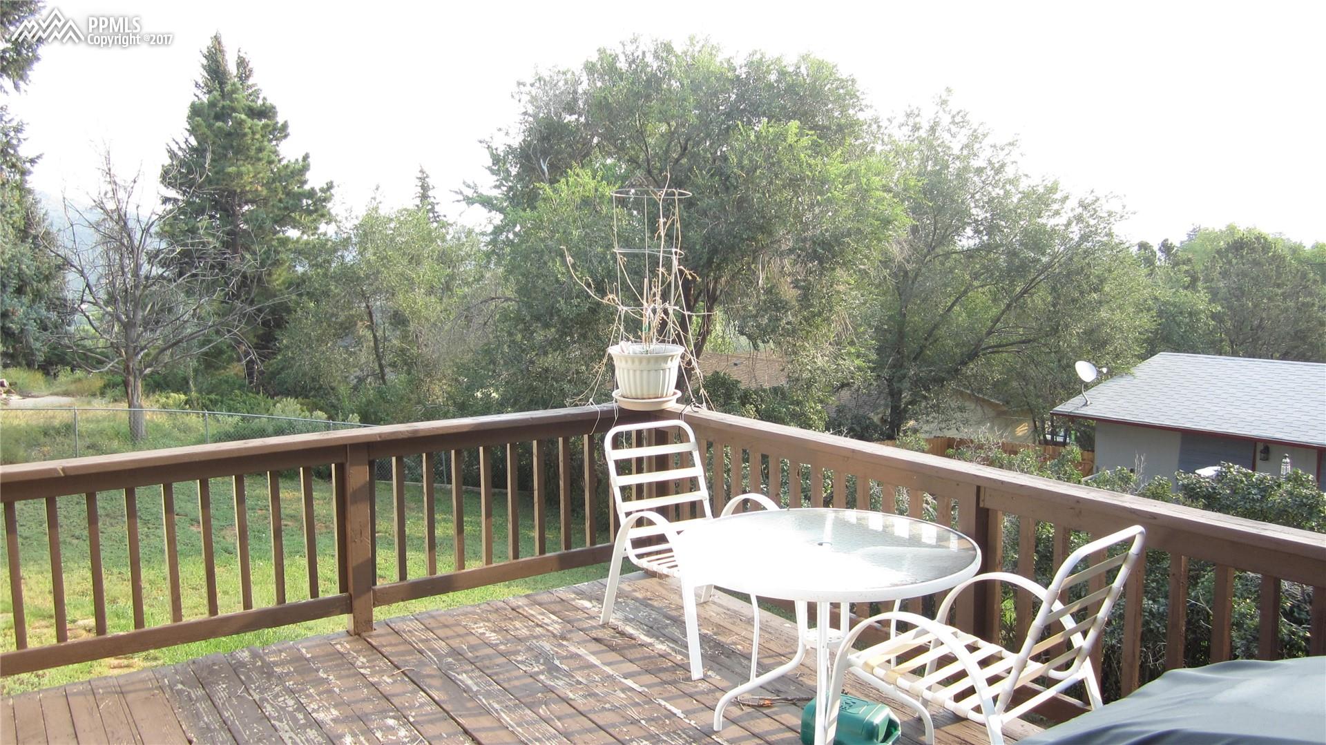171 Clarksley Road Manitou Springs, CO 80829 - Photo 23 of 25 Deck area off kitchen