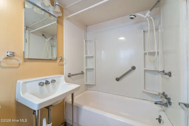 $695,000 | 376 Foxfire Road, Aberdeen, NC 28315