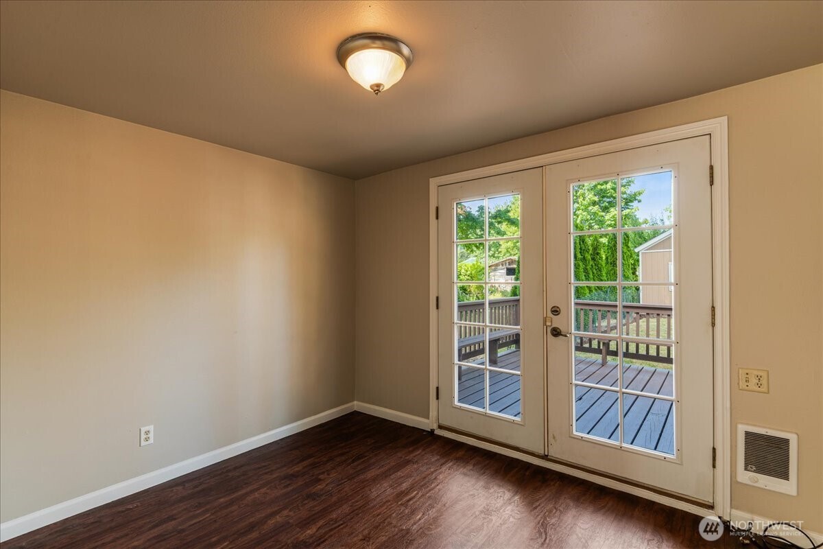 3270 Pine Street Longview, WA 98632 - Photo 17 of 33