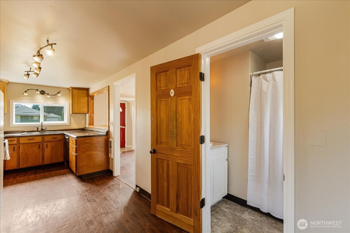 3270 Pine Street Longview, WA 98632 - Photo 19 of 33