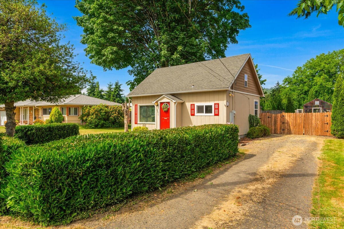 3270 Pine Street Longview, WA 98632 - Photo 2 of 33