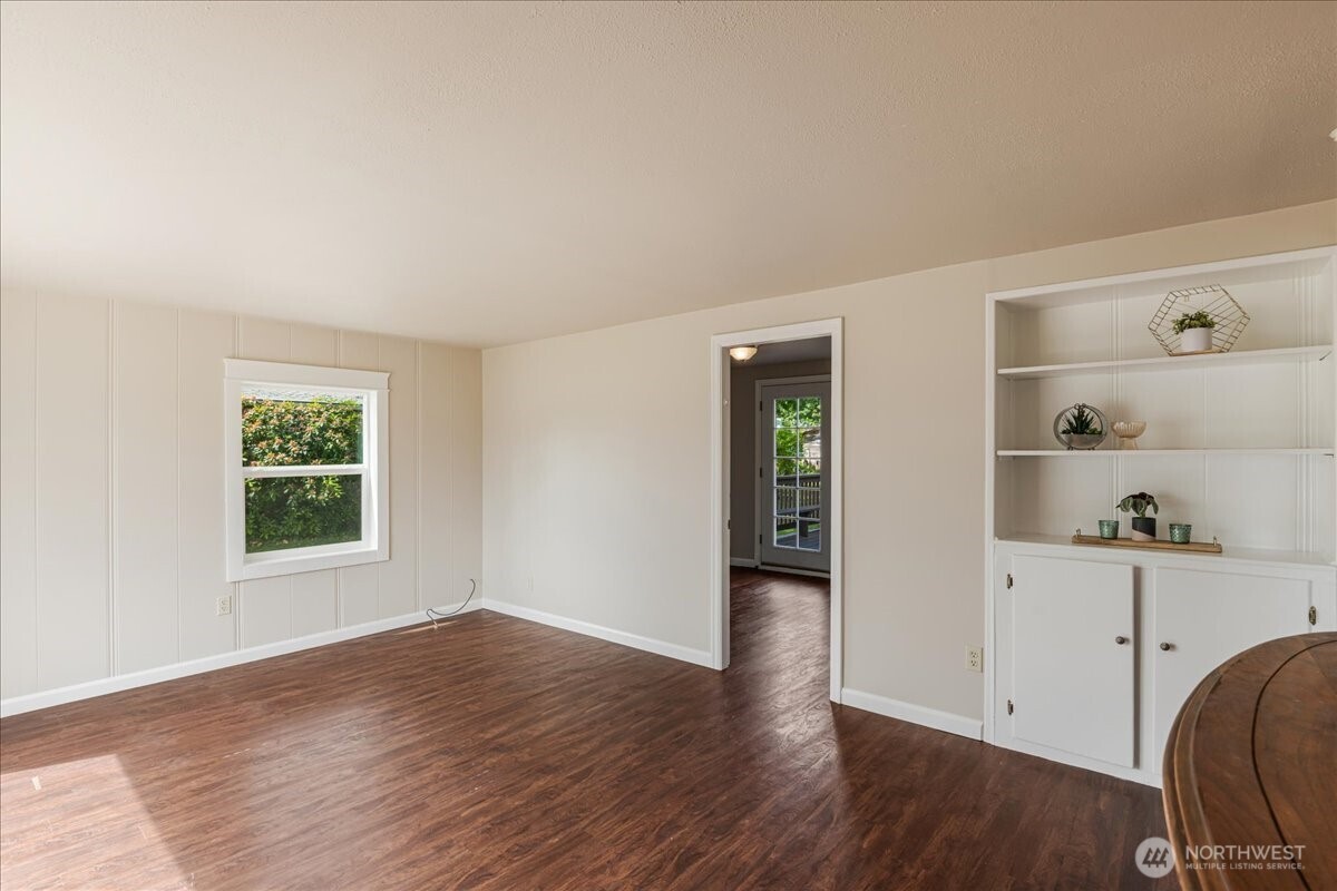 3270 Pine Street Longview, WA 98632 - Photo 8 of 33