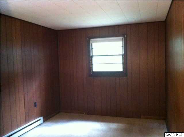 2188 Middle River Road Stanardsville, VA 22973 - Photo 7 of 13 an empty room with a window