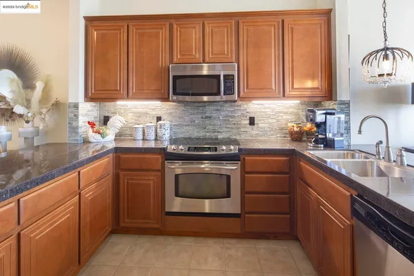 $429,000 | 350 Town Square Road, Copperopolis, CA 95228