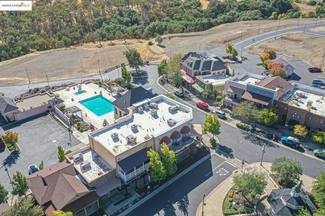 a view of an outdoor space with seating area
