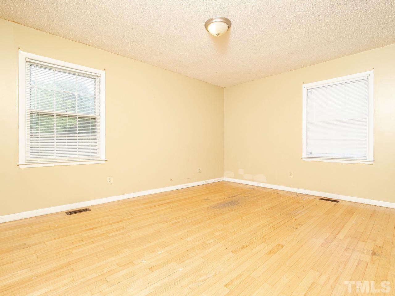 305 Myrtle Road Selma, NC 27576 - Photo 12 of 23 Gallery Image 12
