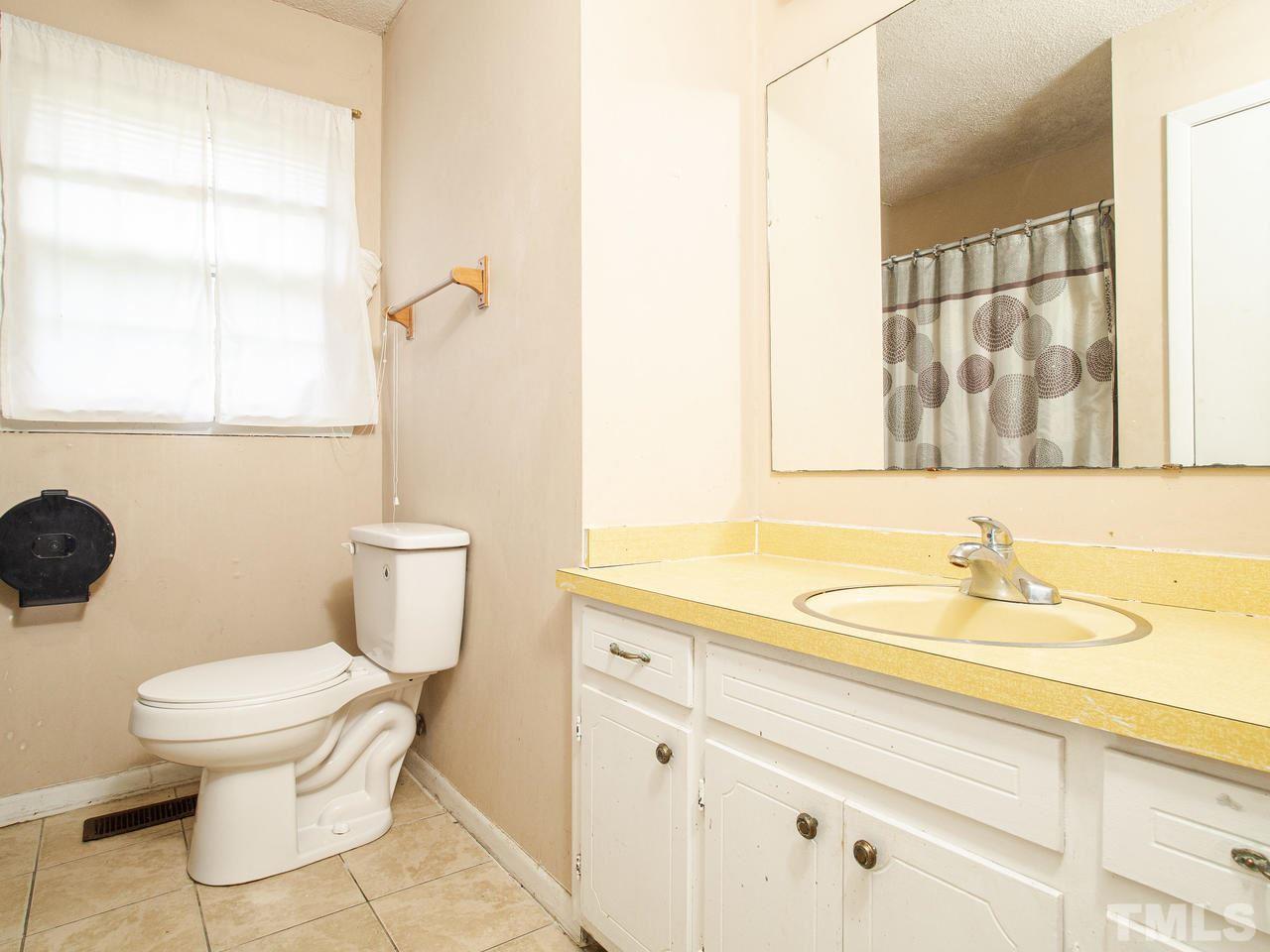 305 Myrtle Road Selma, NC 27576 - Photo 14 of 23 Gallery Image 14