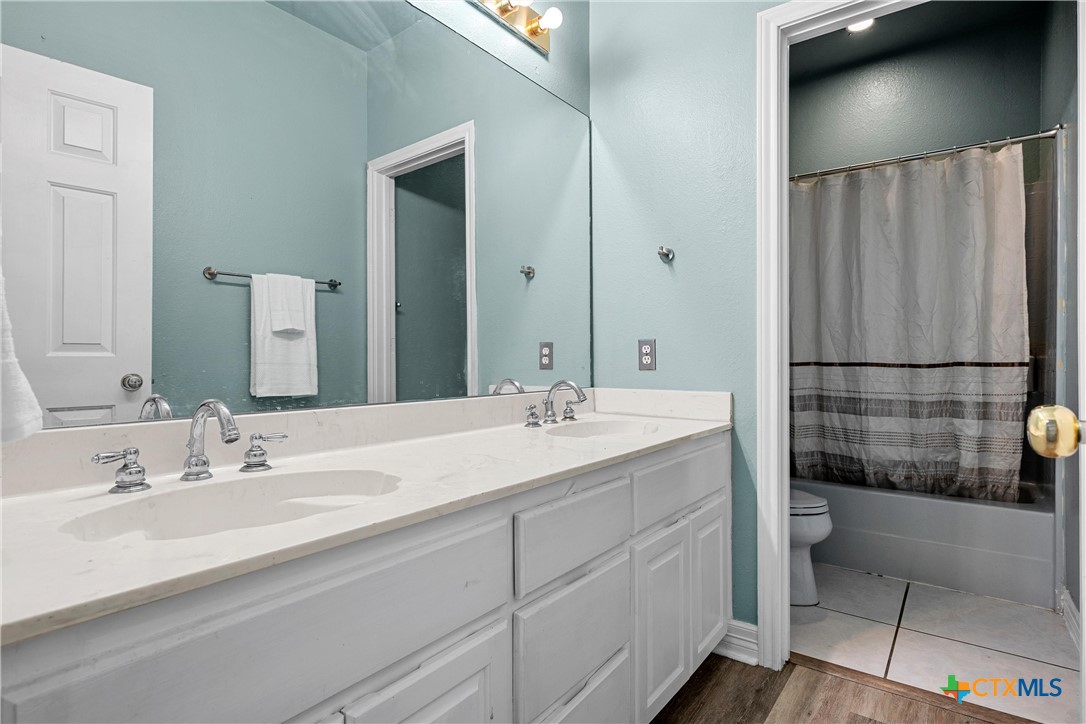 3891 Highway 53 Temple, TX 76501 - Photo 24 of 45 guest bathroom upstairs