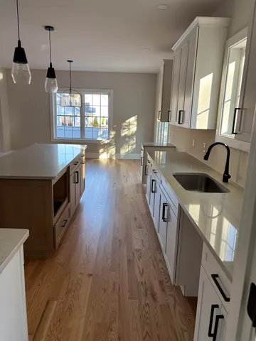 $1,250,000 | 113 Concord Street, Nashua, NH 03064