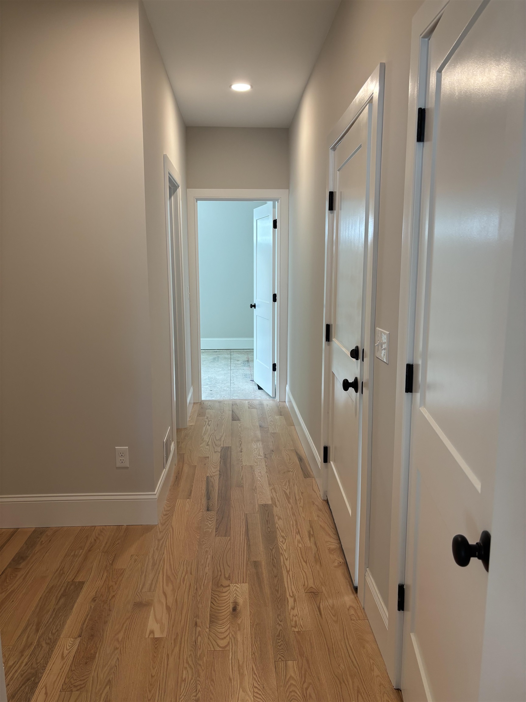 113 Concord Street Nashua, NH 03064 - Photo 24 of 45