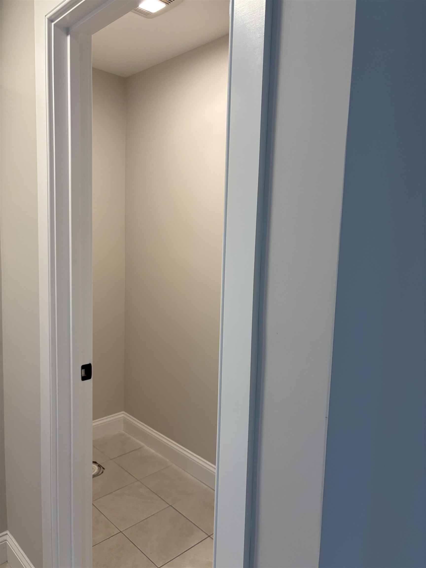 113 Concord Street Nashua, NH 03064 - Photo 38 of 45