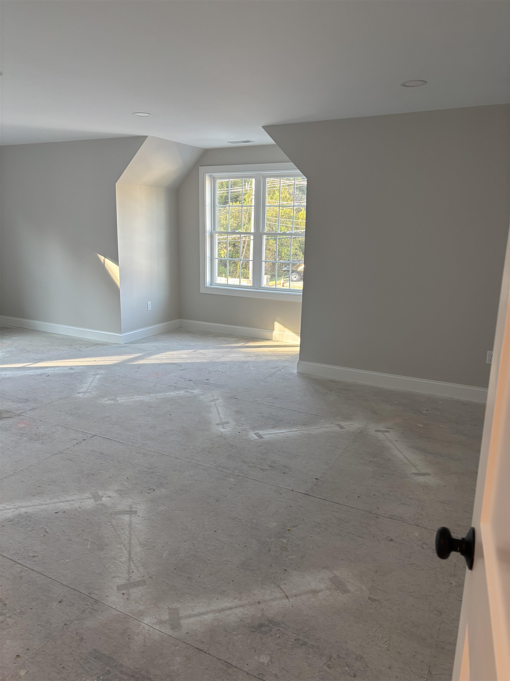 113 Concord Street Nashua, NH 03064 - Photo 42 of 45